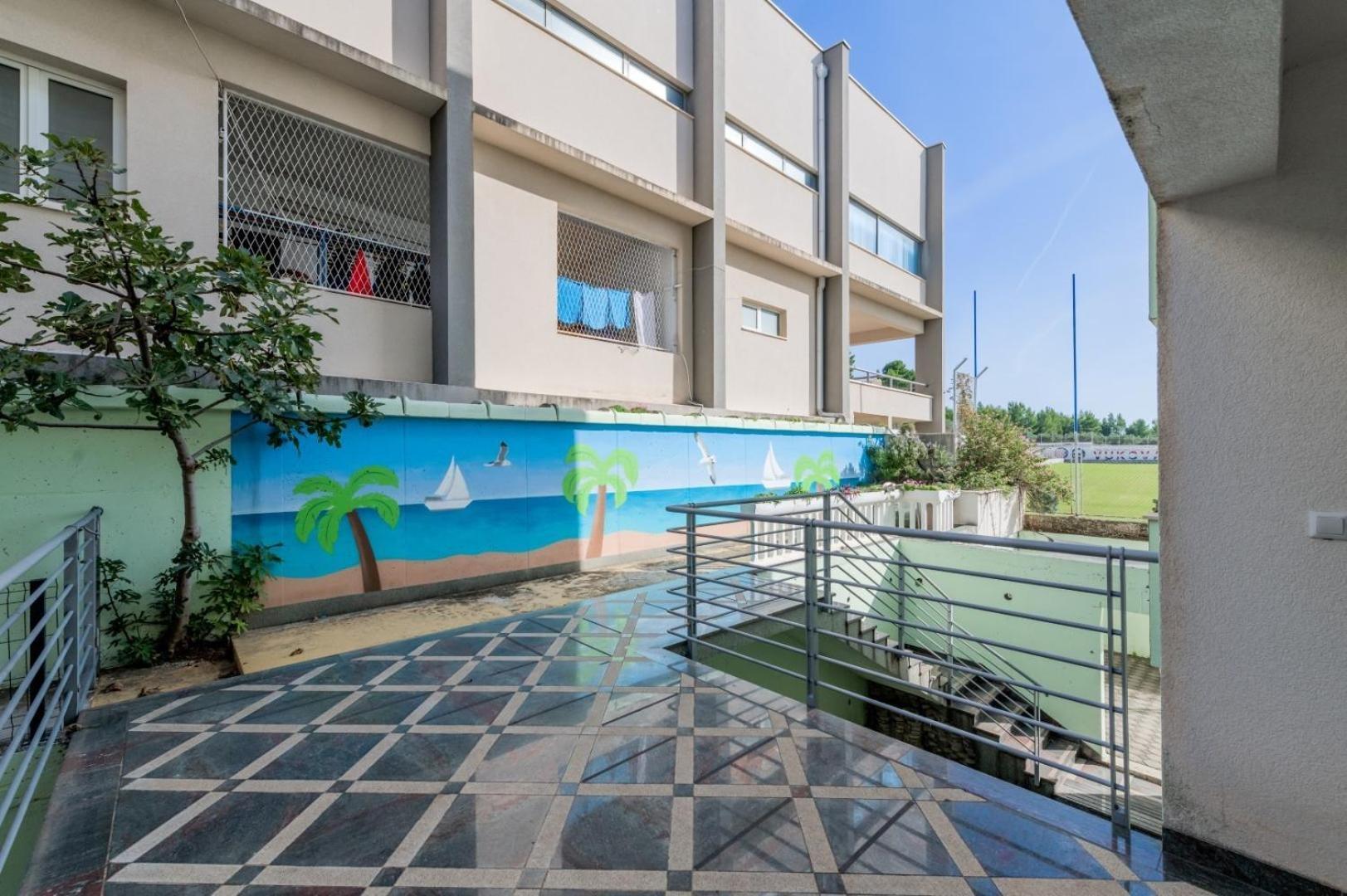 Ruza&Nikolina "1" Apartmani - Baska Voda Exterior photo